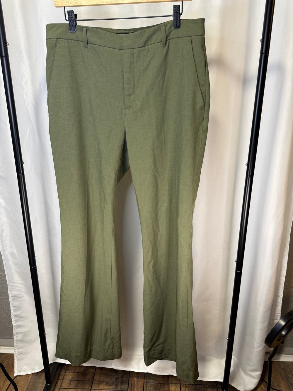Banana Republic Women’s 12 Bootcut Dress Pants Olive Green Stretch Trousers